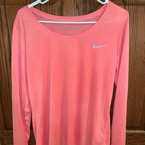 nike long sleeve